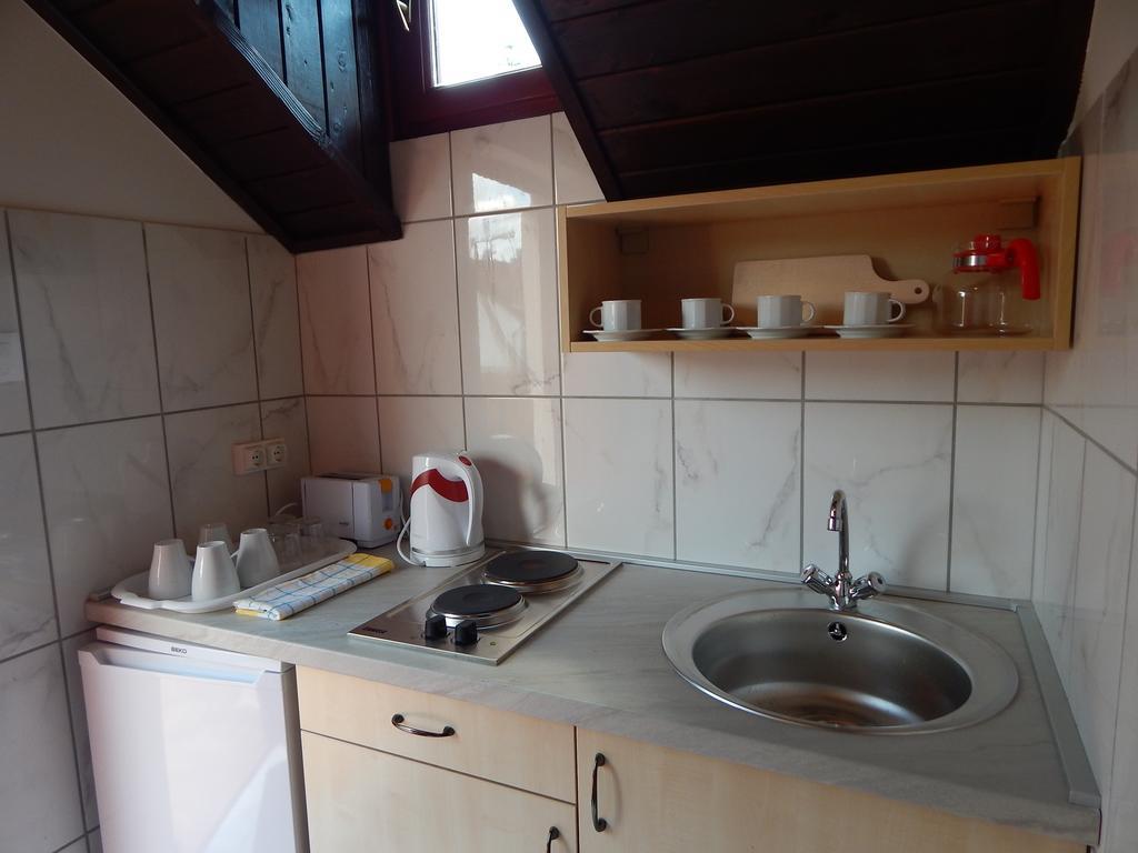 Napsugár Apartman Baja Pokoj fotografie